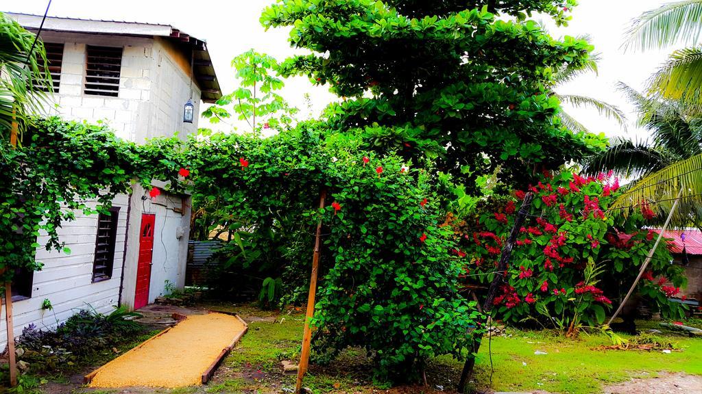 Hostel Casa Ricky'S Orange Walk Exteriér fotografie